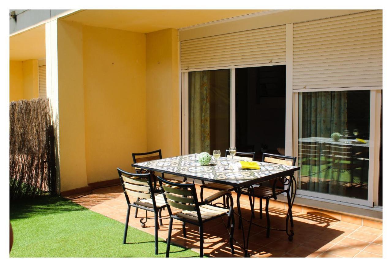 Apartamentos Inma Mayor En Primera Linea De Playa, Con Parking Y Piscina Los Canos De Meca Exterior photo
